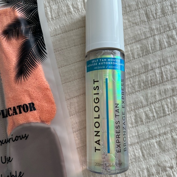 Tanologist Express Tan Mousse and Self Tanning Applicator Set - Picture 3 of 7